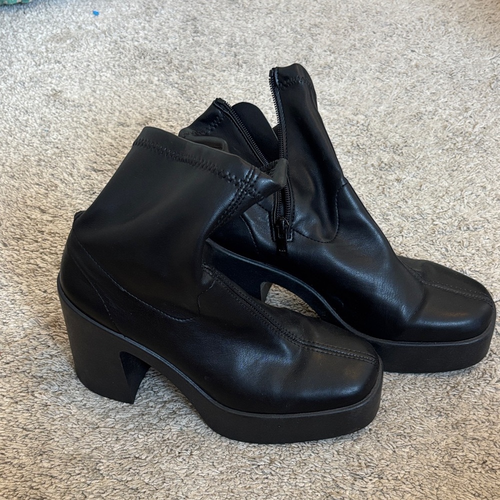 Topshop Black Heeled Boots Size 8